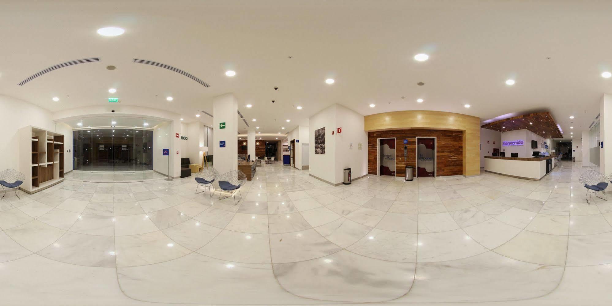 One Villahermosa 2000 エクステリア 写真